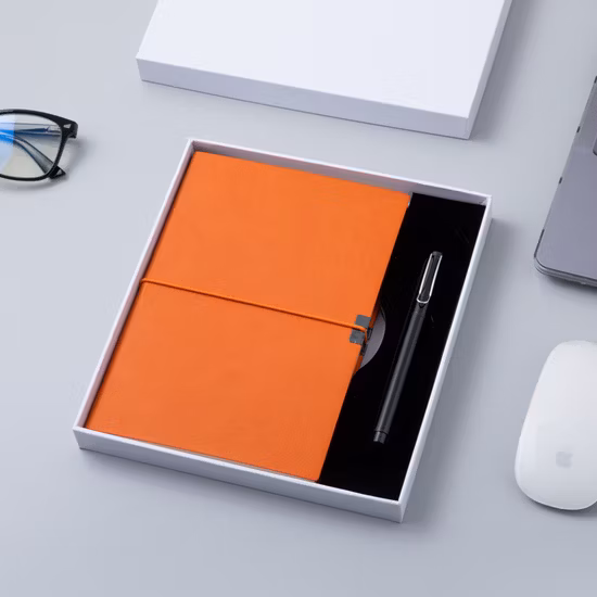 2023 Geschenkset mit individuellem Logo-Schlüsselanhänger, Vakuumbecher, Stift und PU-Notizbuch
